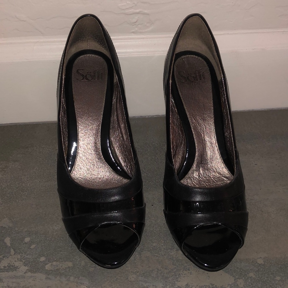 Sofft Peep toe Patent Leather Heel SZ: 8.5